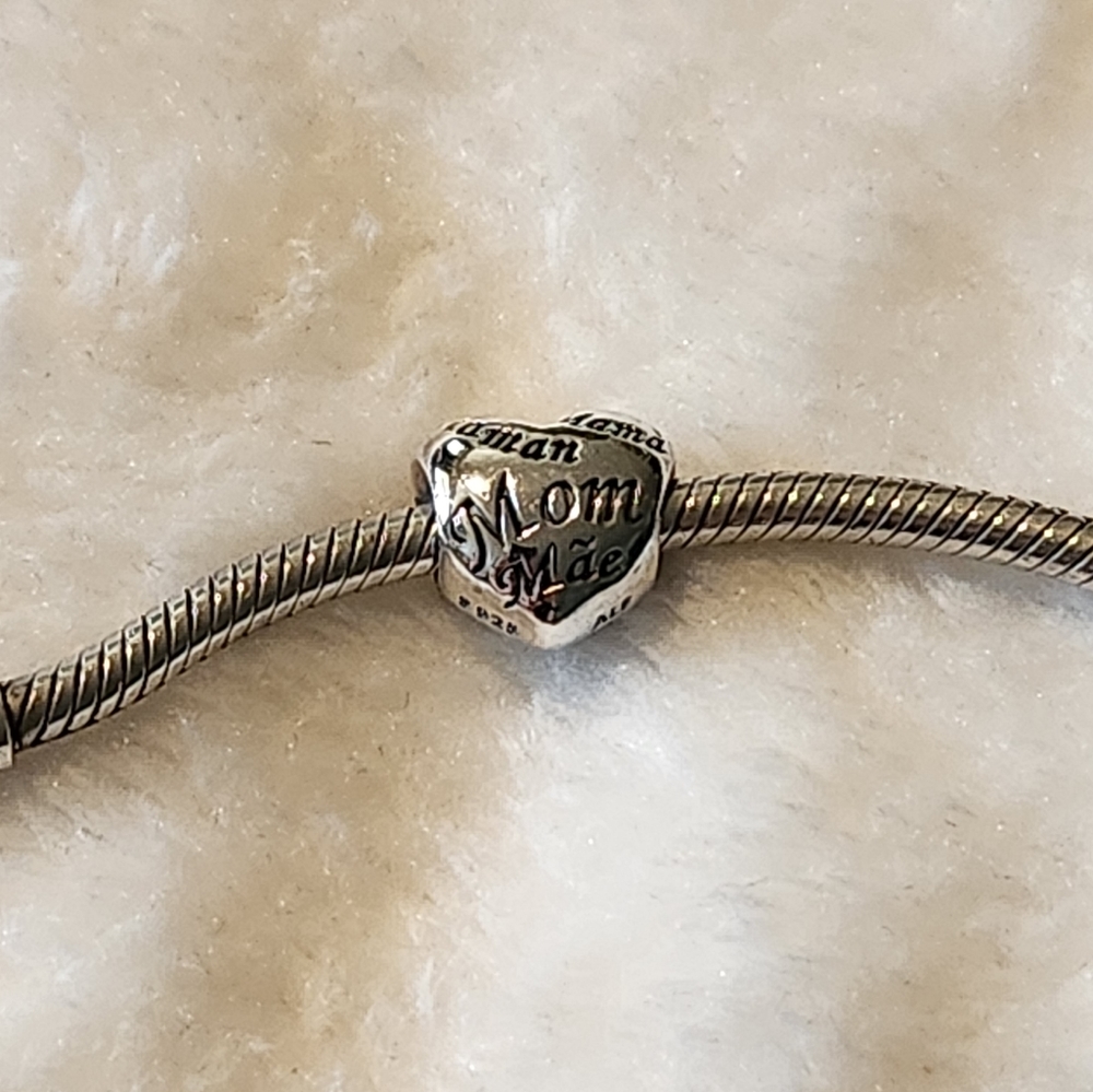 Pandora Mom charm
